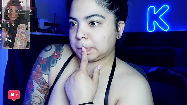 Snapshot of kimmiakiss22 chatting on 6, 4, 2026 kimmiakiss22 online show from 6, 4, 2026