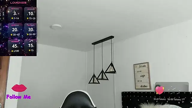 natasha logan  online show from 28, 1, 2025