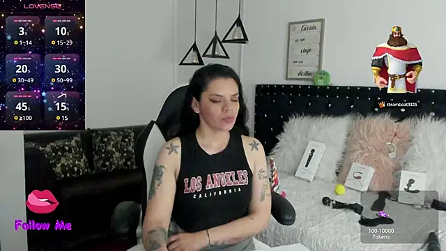 natasha logan  online show from 28, 2, 2025