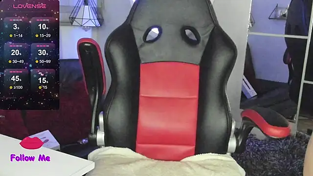 natasha logan  online show from 4, 10, 2025