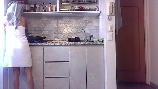 Snapshot of mini_kunis chatting on 20, 12, 2024 mini kunis online show from 20, 12, 2024