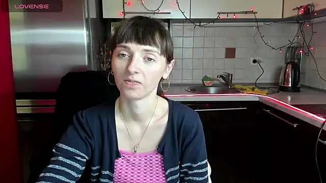 TayanaJons online show from 9, 1, 2025