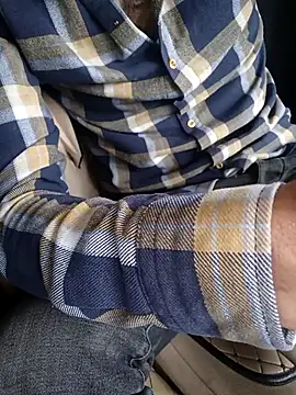 Freezing Duck online show from 10, 2, 2026