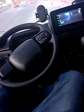 Freezing Duck online show from 8, 4, 2026