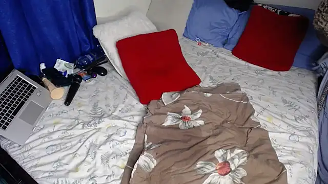 Sexy sharntel online show from 6, 5, 2026