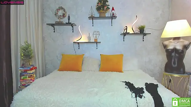 StripBianka online show from 9, 1, 2025