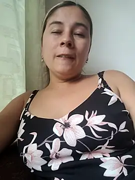 Snapshot of selena_gomez2 chatting on 2, 2, 2026 selena gomez2 online show from 2, 2, 2026