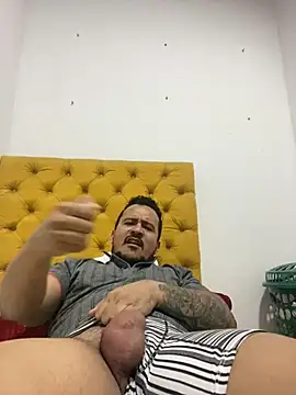 Snapshot of christian_colombian1 chatting on 8, 12, 2024 christian colombian1 online show from 8, 12, 2024