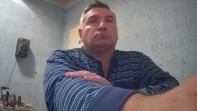 Snapshot of GYurmoka70 chatting on 28, 9, 2025 GYurmoka70 online show from 28, 9, 2025