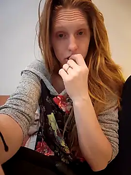 GoldenFlameGoddess online show from 16, 2, 2025