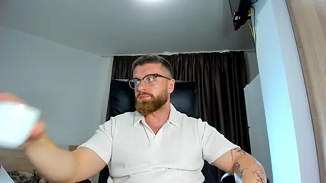 Findom guy online show from 16, 6, 2026