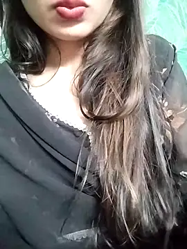 Snapshot of Noor_Darliing chatting on 4, 1, 2025 Noor Darliing online show from 4, 1, 2025