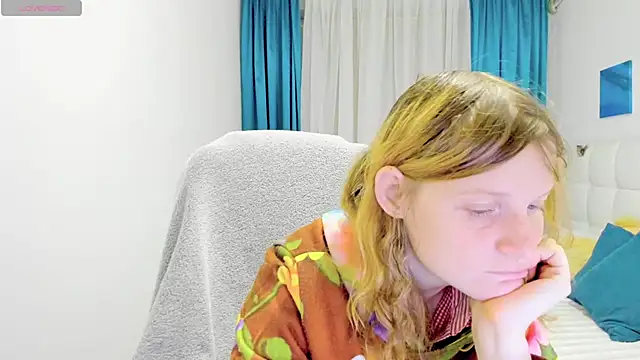 Kathlyn  Heath online show from 16, 11, 2025