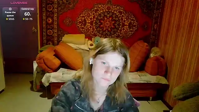 Kathlyn  Heath online show from 5, 4, 2026