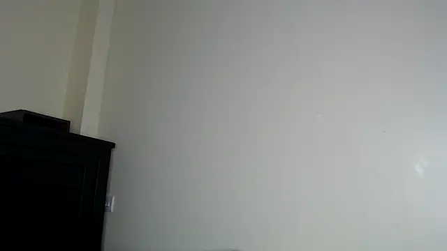 NIKKIE LOVE online show from 27, 3, 2026