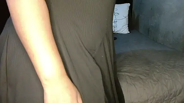 CURVEYDOLLXX online show from 10, 4, 2026