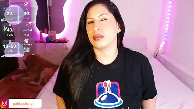 Gabby stone  online show from 30, 11, 2025