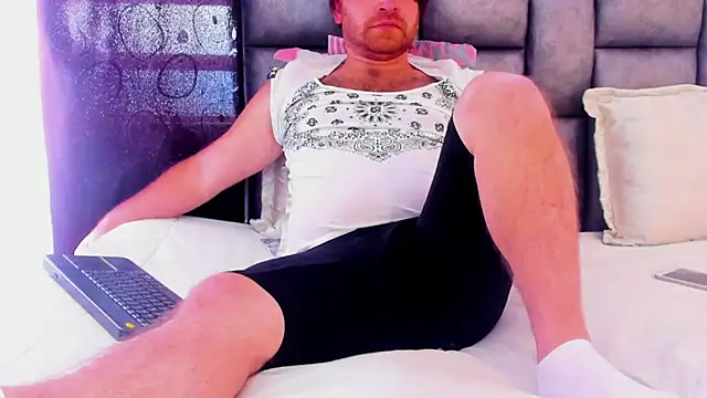 michacosio online show from 2, 2, 2025