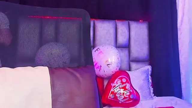 michacosio online show from 15, 2, 2025