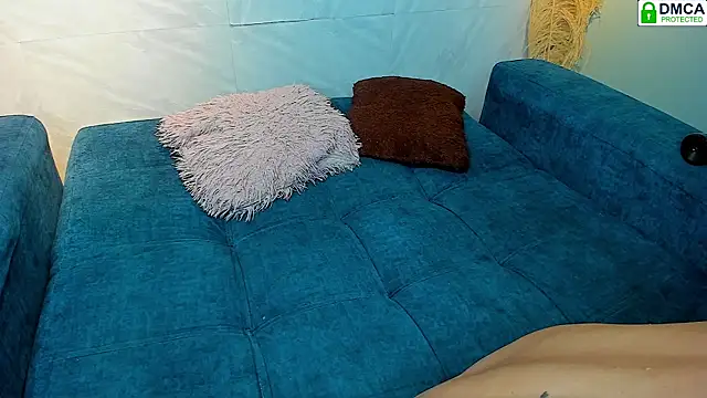 play sex18 online show from 28, 2, 2025