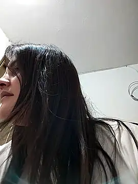 Mia Hampton online show from 29, 11, 2025