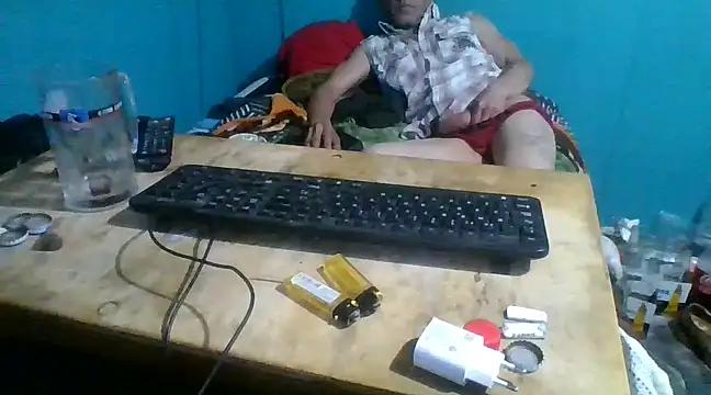 malekon76 online show from 22, 12, 2024