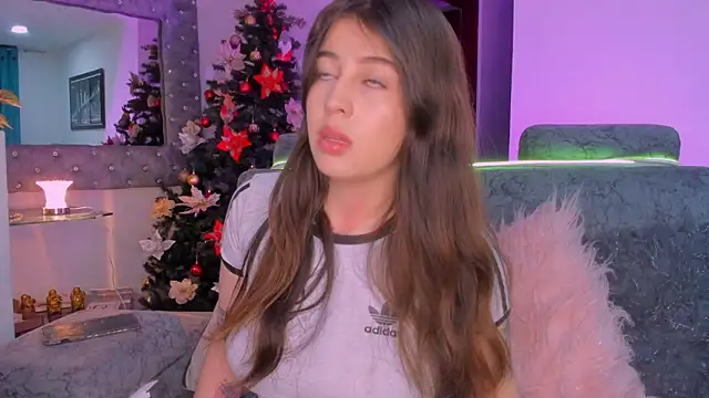 zoe kittylove online show from 19, 11, 2025