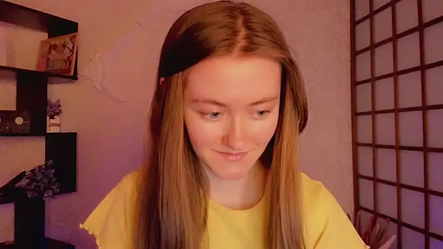 KateCuddle online show from 18, 2, 2025