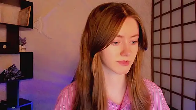 KateCuddle online show from 3, 3, 2025