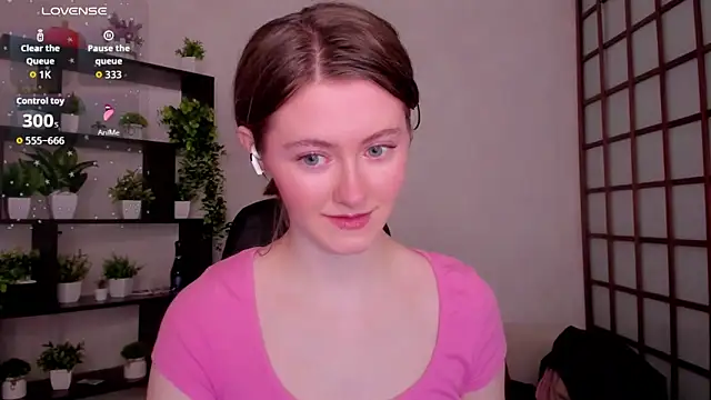 KateCuddle online show from 3, 3, 2026