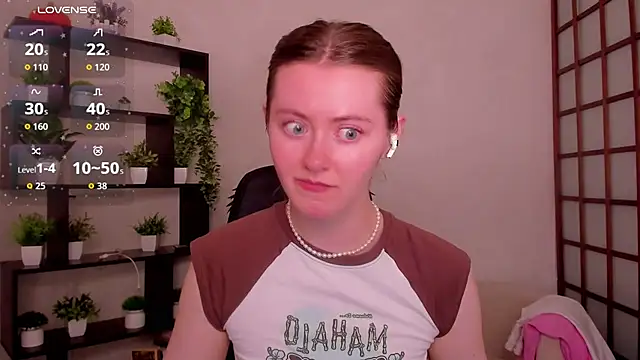 KateCuddle online show from 18, 6, 2026