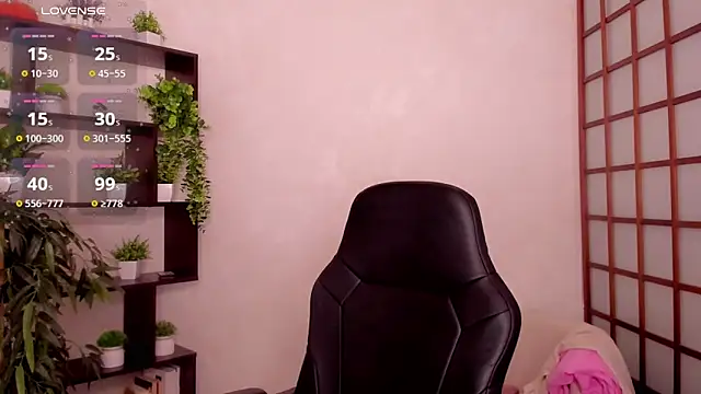 KateCuddle online show from 23, 6, 2026