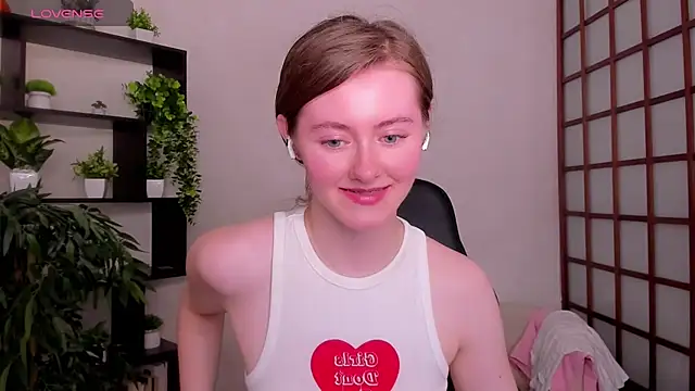 KateCuddle online show from 26, 6, 2026