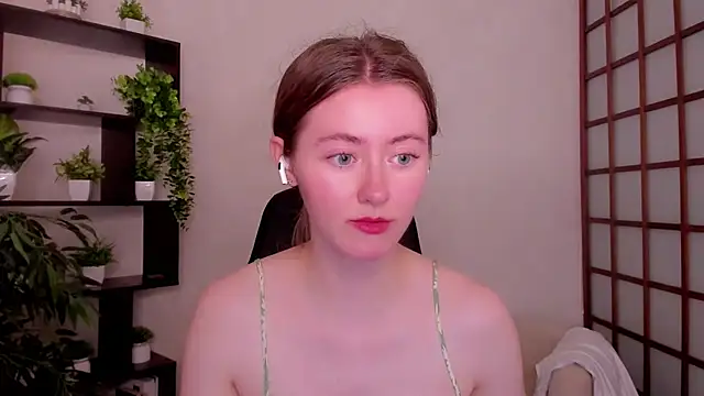 KateCuddle online show from 30, 6, 2026