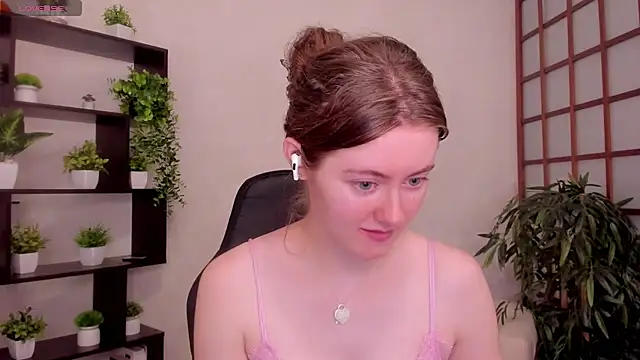 KateCuddle online show from 30, 7, 2026