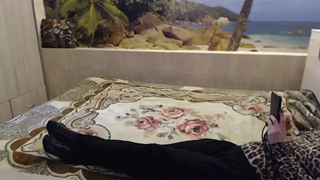 Snapshot of Aphelandra chatting on 18, 3, 2025 Aphelandra online show from 18, 3, 2025