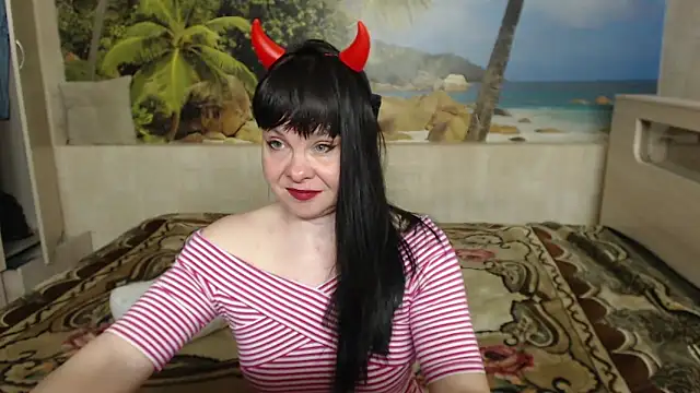 Snapshot of Aphelandra chatting on 15, 5, 2026 Aphelandra online show from 15, 5, 2026