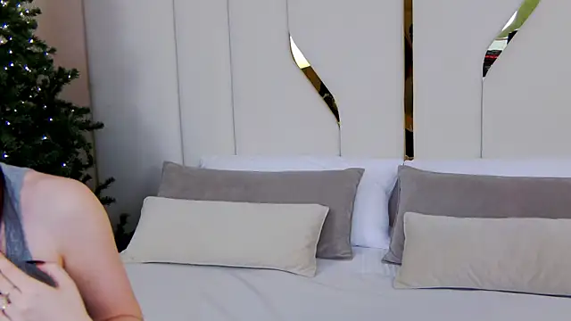 Betty Bridge online show from 12, 1, 2026