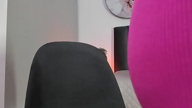 SaharaGarcia   online show from 12, 2, 2025