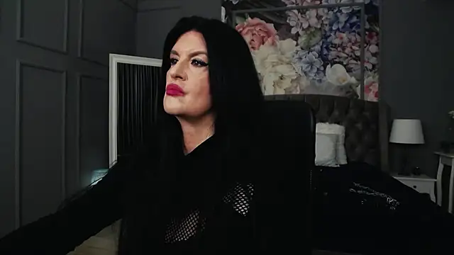 Snapshot of DomMelissaW chatting on 24, 9, 2025 DomMelissaW online show from 24, 9, 2025