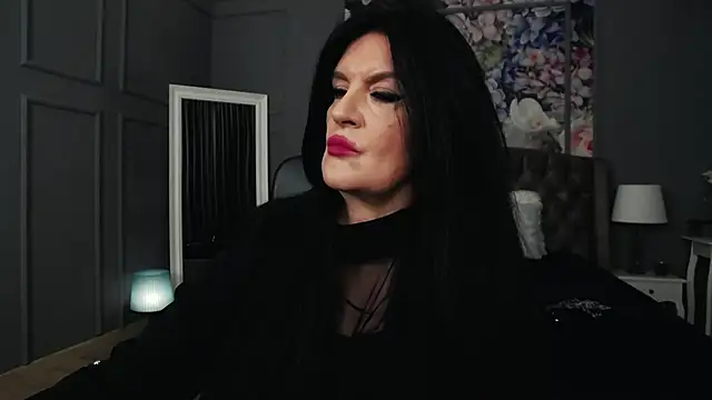 Snapshot of DomMelissaW chatting on 8, 10, 2025 DomMelissaW online show from 8, 10, 2025
