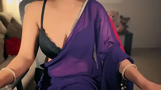 Snapshot of LushRitu chatting on 19, 2, 2025 LushRitu online show from 19, 2, 2025