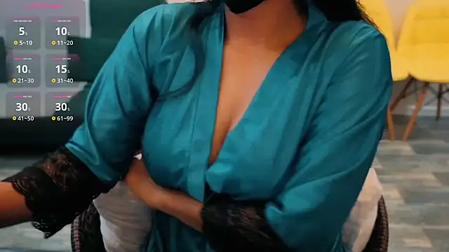 Snapshot of LushRitu chatting on 7, 11, 2025 LushRitu online show from 7, 11, 2025