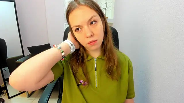Snapshot of Persephoni chatting on 25, 7, 2026 Persephoni online show from 25, 7, 2026