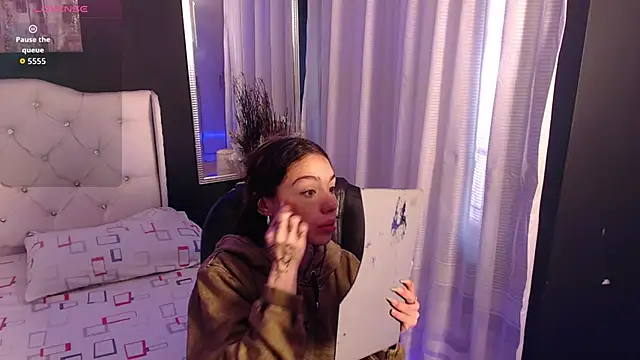 LiaVillalobos online show from 23, 10, 2025