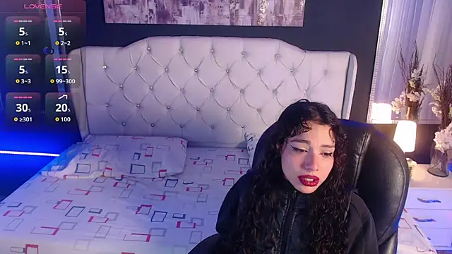 LiaVillalobos online show from 10, 11, 2025