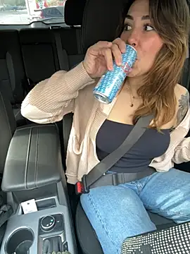 LeaGambit   online show from 20, 2, 2026