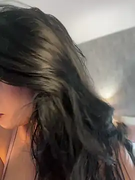 clarachanelricek online show from 28, 2, 2025