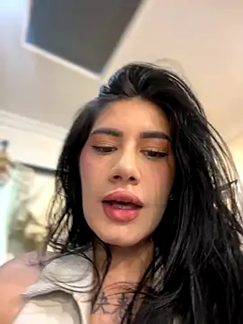 clarachanelricek online show from 4, 10, 2025