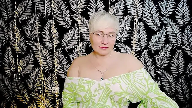 Snapshot of Olivia_playful chatting on 1, 5, 2026 Olivia playful online show from 1, 5, 2026